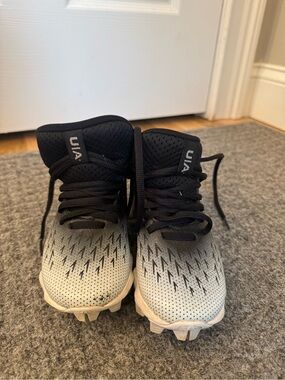 Under Armour Black Shoe Interior Label